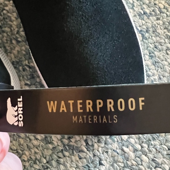 NWT Sorel wedge sneakers - Picture 9 of 13